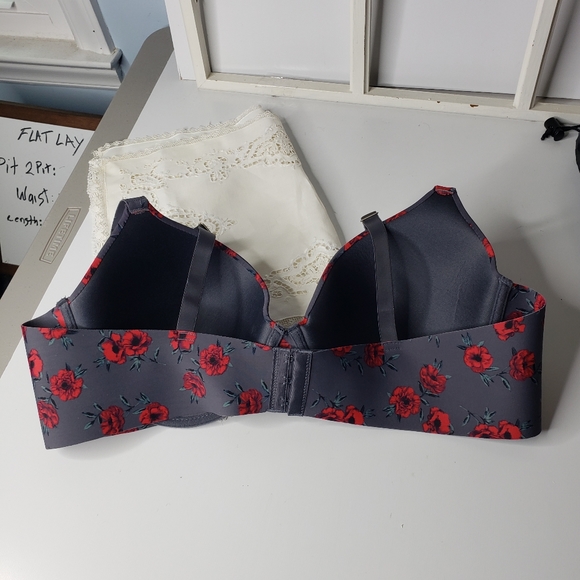 Vince Camuto Padded Underwire Soft Cup No Show Through Dark Floral 42C Bra - Picture 8 of 10